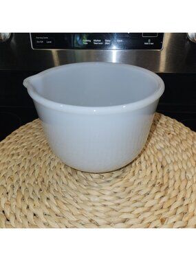Vintage Glasbake Sunbeam Mixing Bowl 20CJ with spout